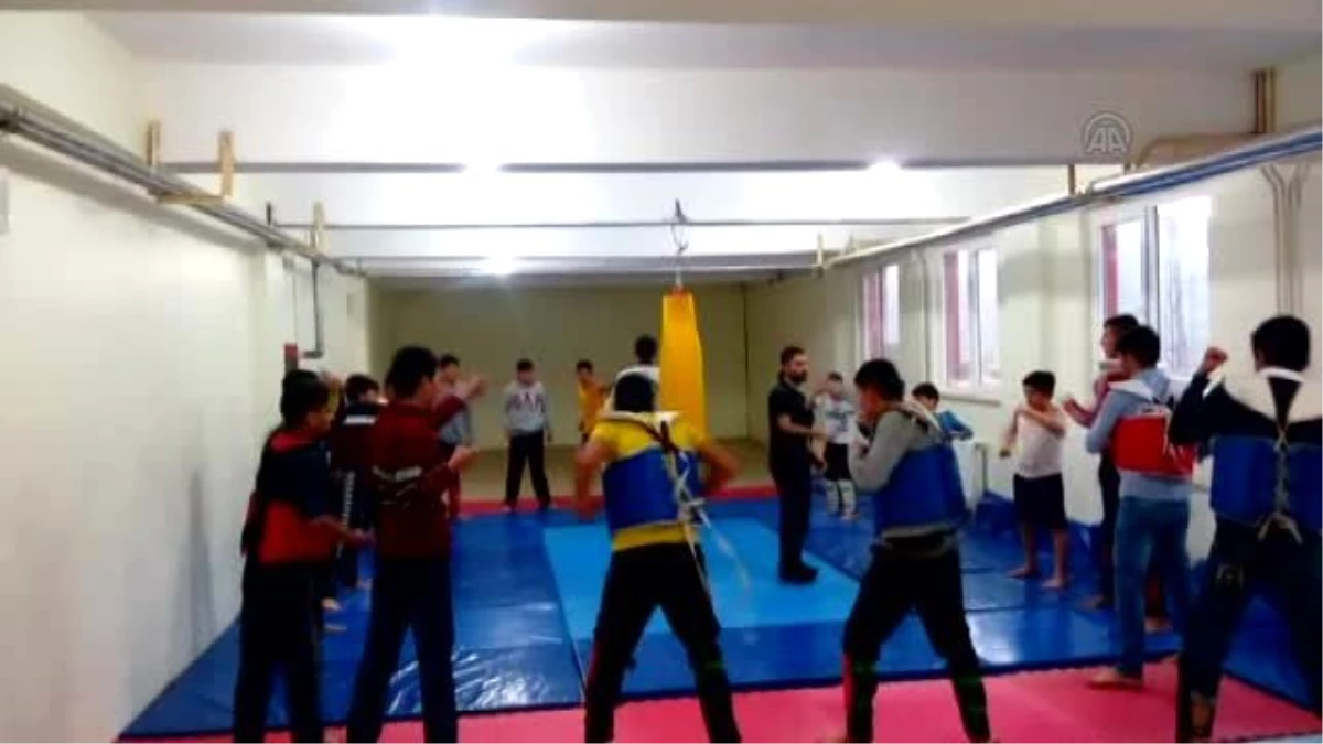 Sason\'da Wushu Kursu