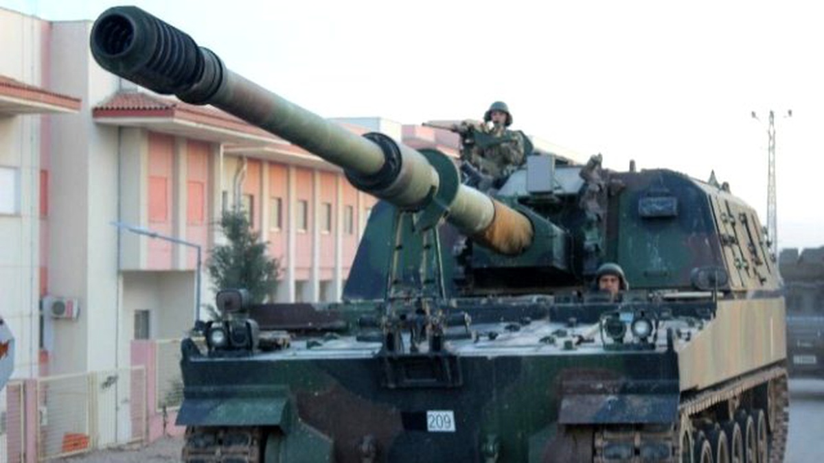 Sınıra Fırtına Obüs ve Topçu Bataryaları Sevk Edildi