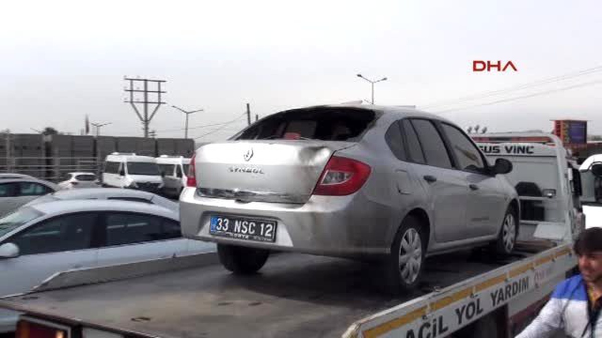 Tarsus - Fırın Denetimine Giden Resmi Araç Kundaklandı