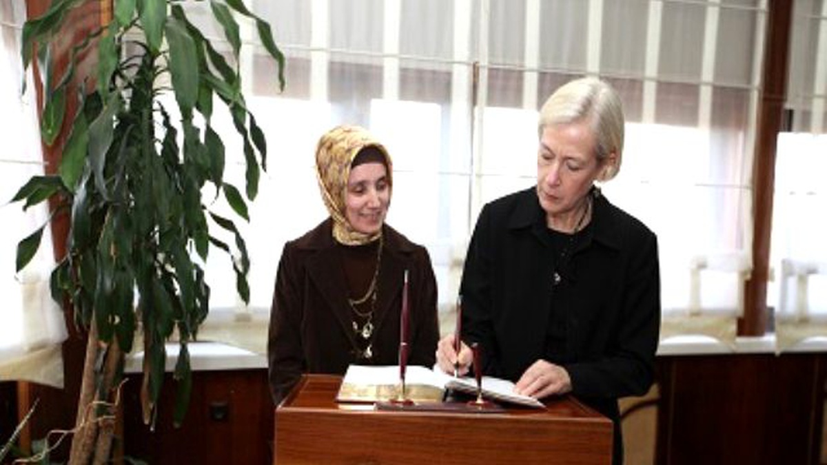 ABD Konsolosu Saraç\'ı Ziyaret Etti