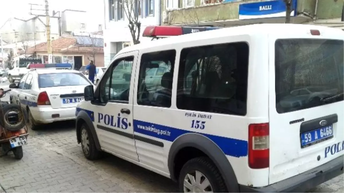 Banka Alarmı Polisi Harekete Geçirdi