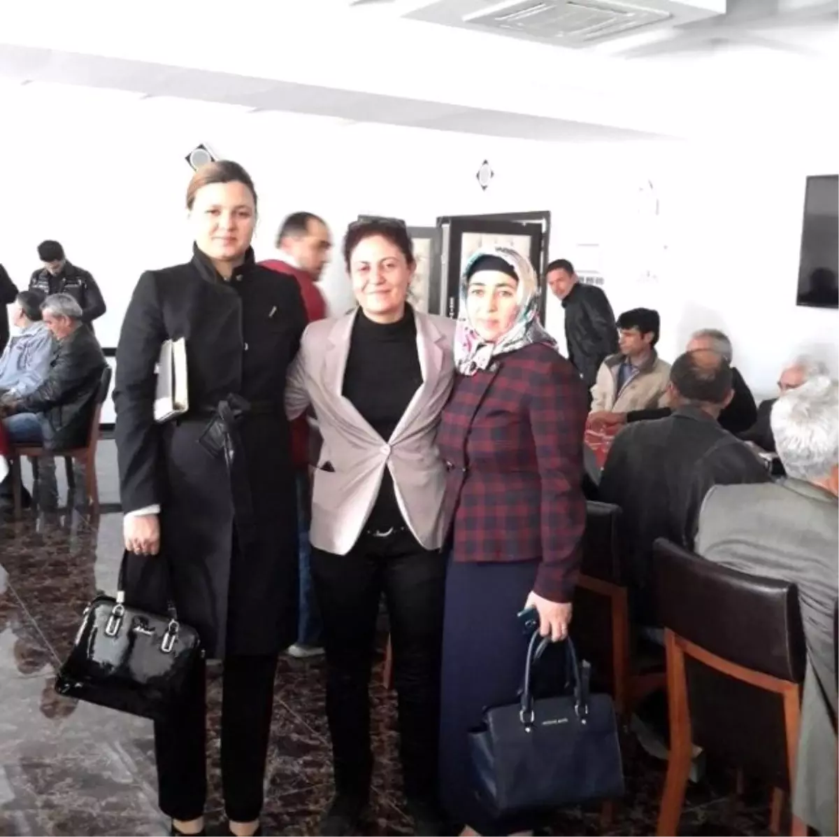 Başkan Filiz Ünlü, Güven Tazeledi