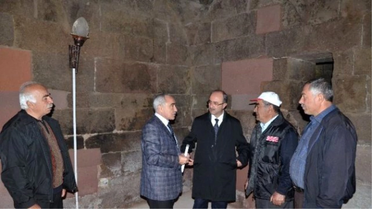 Bünyan Belediyesi Tarihi Sultanhanı\'nda Çalışmalara Başlıyor