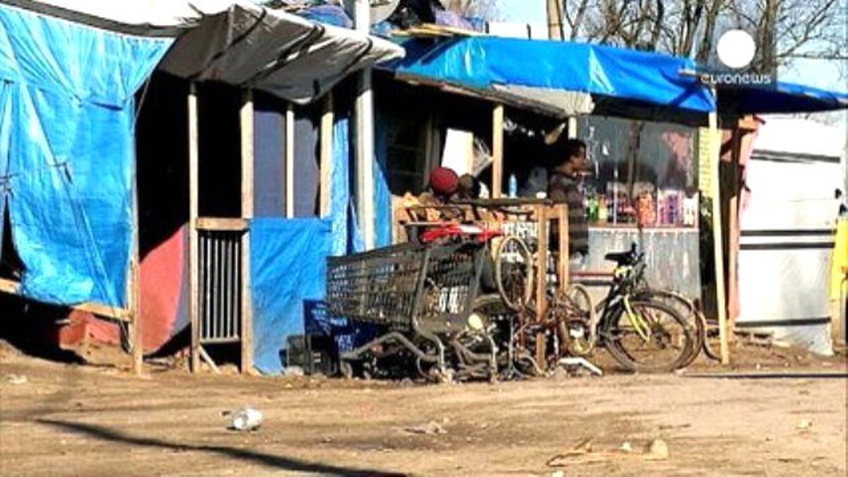Calais\'deki Mülteci Kampı Boşaltılacak mı ?