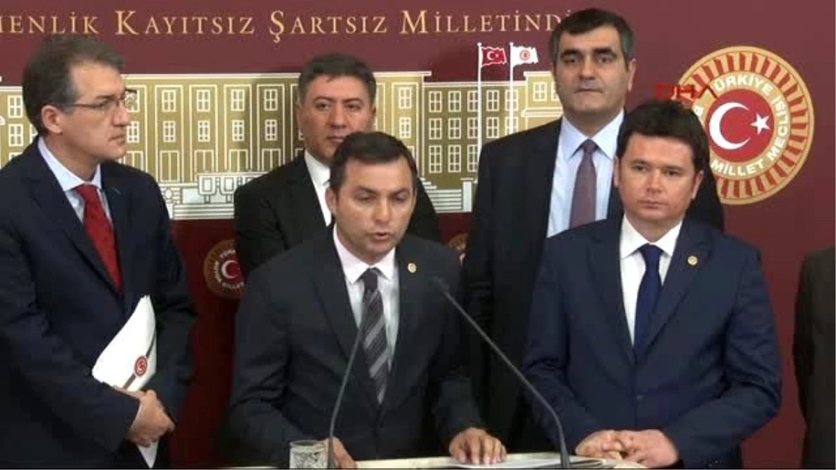 CHP Muğla Milletvekili Nurettin Demir, CHP Sağlık Komisyonu Üyesi Milletvekilleriyle Basın...