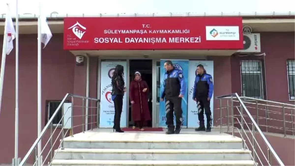 Dezavantajlı Gençlere Kuaförlük Kursu