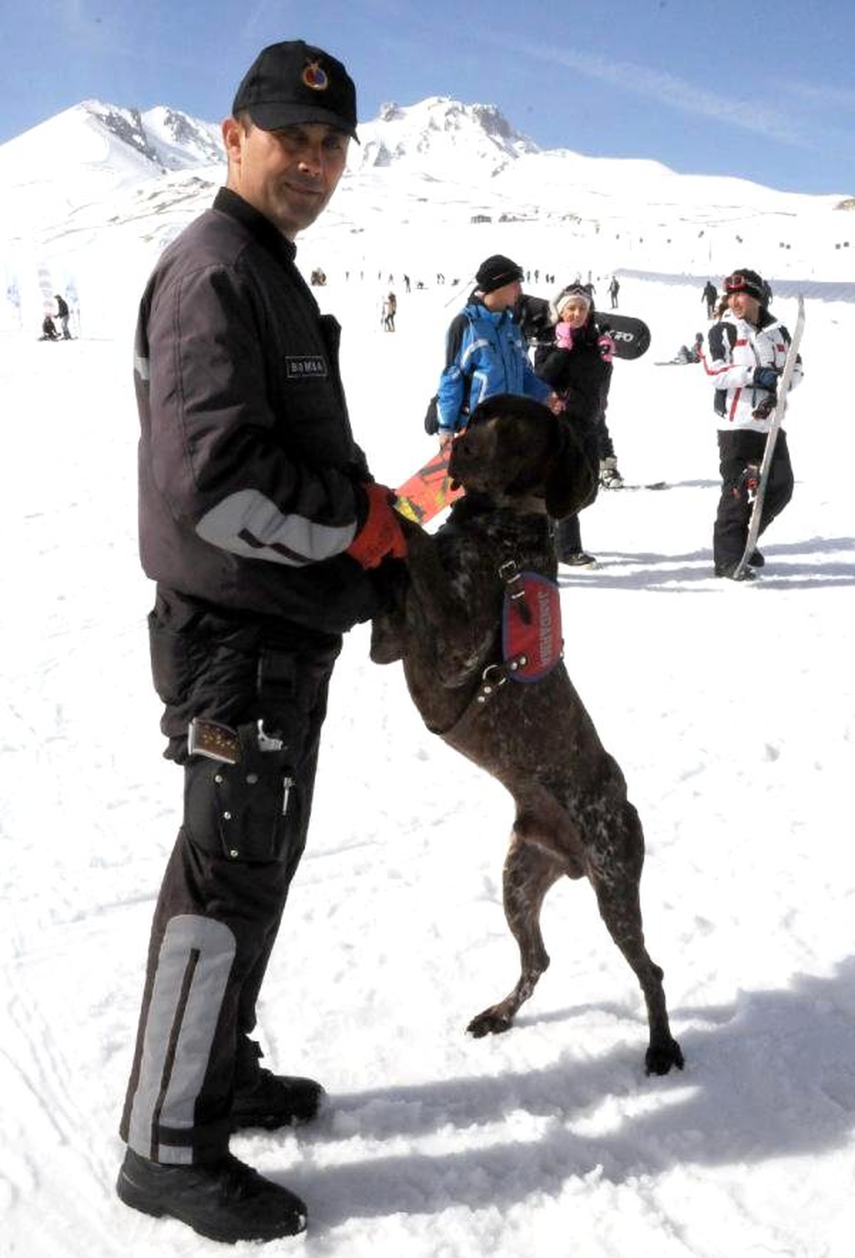 Erciyes\'te Güvenliği Jak Timleri Sağlıyor