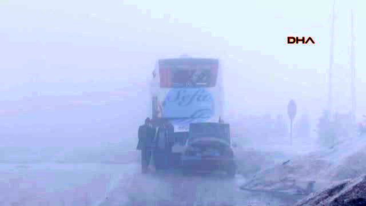 Erzurum\'da Hava Ulaşımını Sis Vurdu