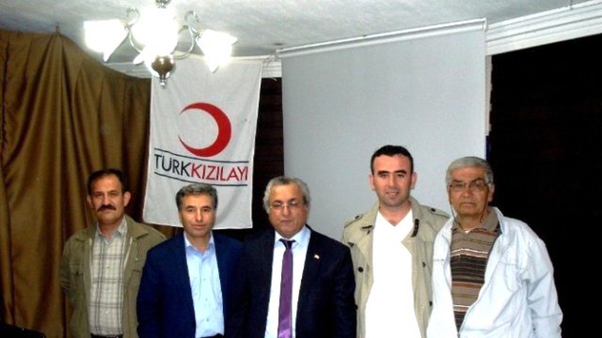 Kızılay Sarıgöl Şubesinde Başkan Tüfekçi Güven Tazeledi