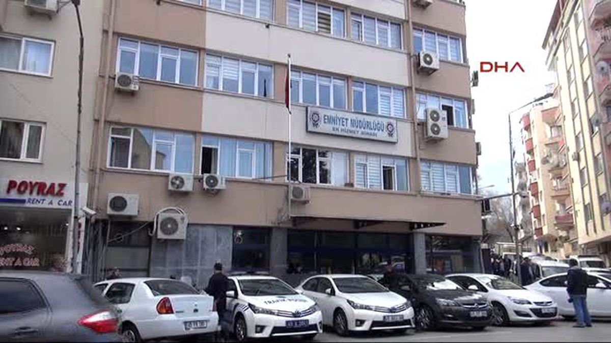 Manisa\'da "Paralel Yapı" Operasyonu: 8 Gözaltı