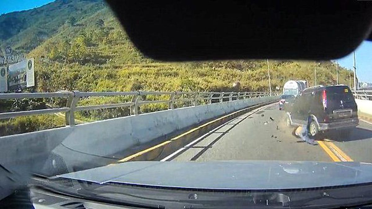 Otobanda İnanılmaz Kaza