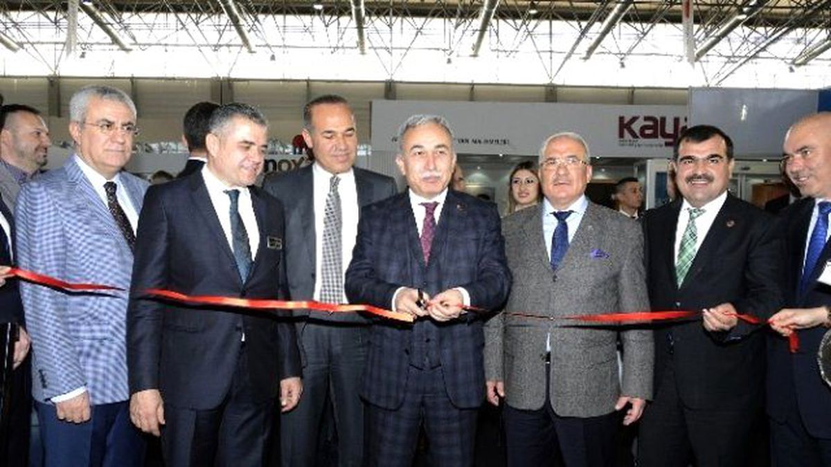 Başkan Kocamaz İnşaat Fuarı\'nın Açılışına Katıldı
