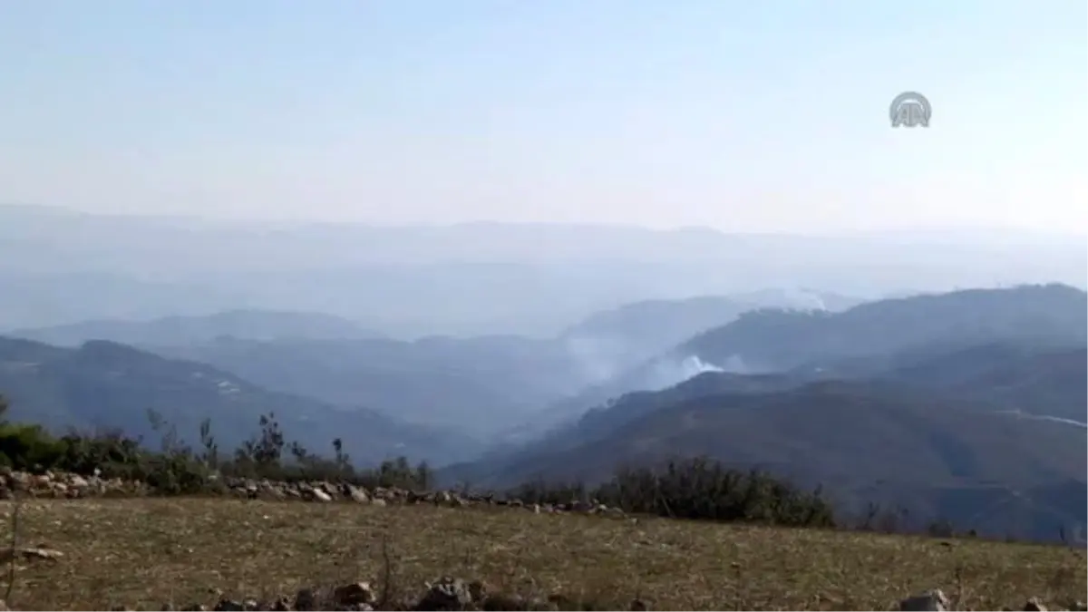 Çatışma Bölgesinden Yükselen Dumanlar Yayladağı\'ndan Görülüyor