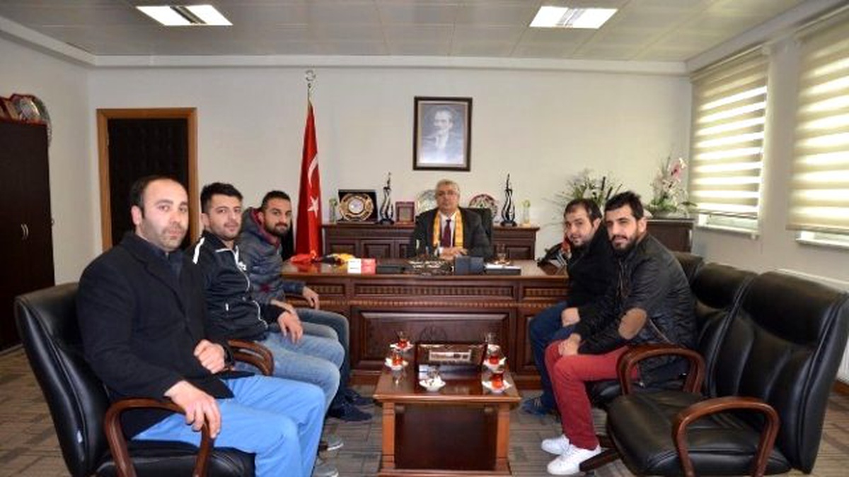 Derebeylerinden Esenlik Genel Müdürü Hulisi Poyraz\'a Ziyaret