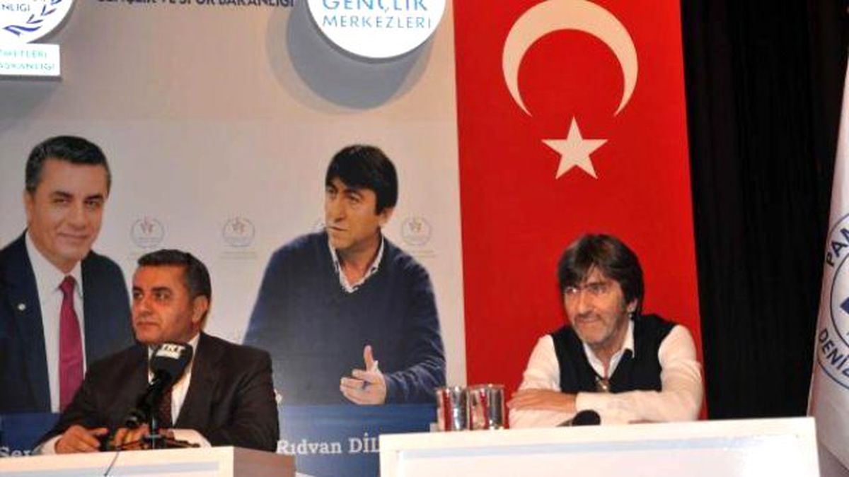 Dilmen: Süper Lig\'de Şampiyon Son Hafta Belli Olur