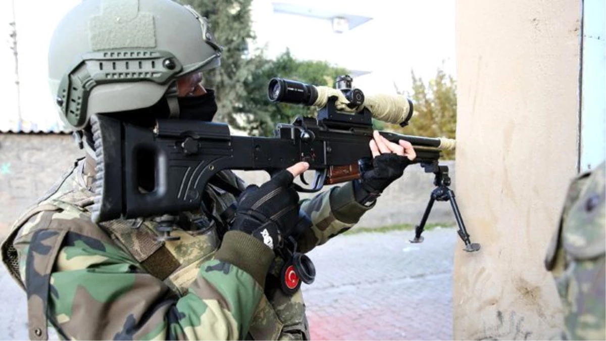 İdil\'de Teröristlerle Sıcak Temas: 4 PKK\'lı Öldürüldü