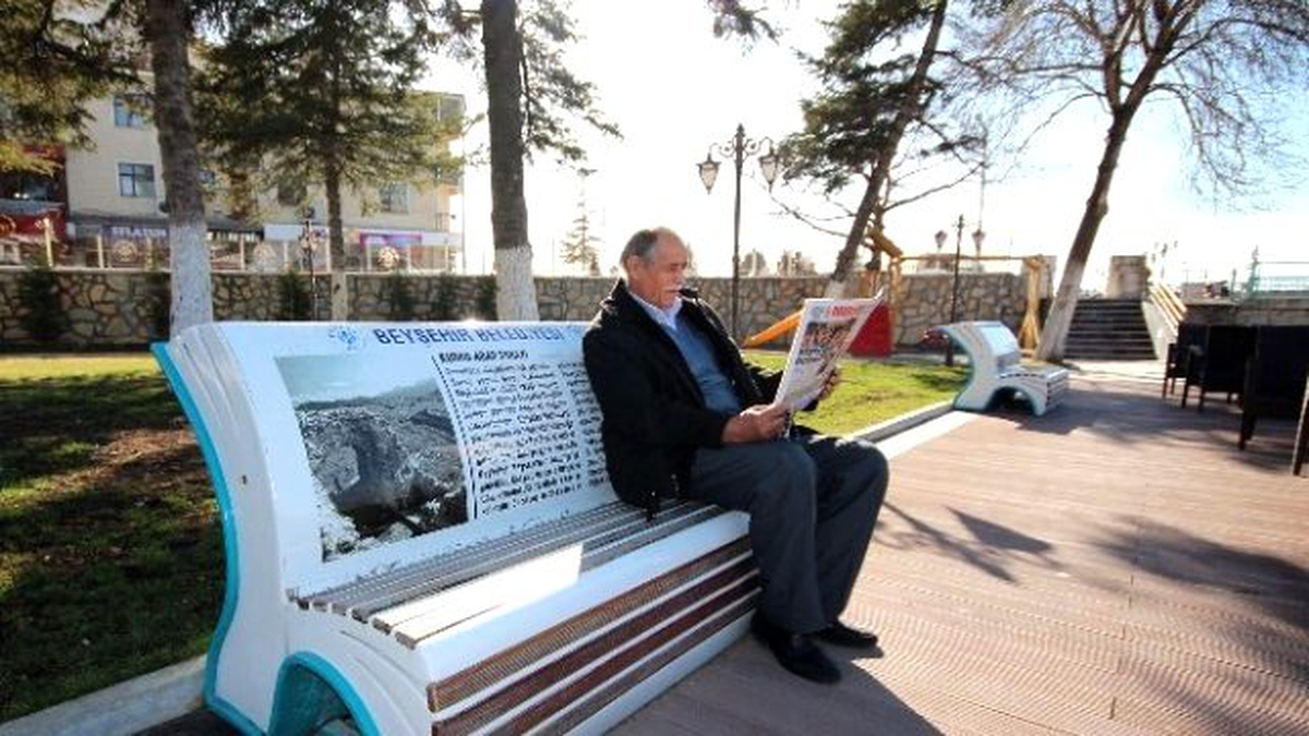 Konuşan Banklar Beyşehir Turizmine Rehberlik Ediyor