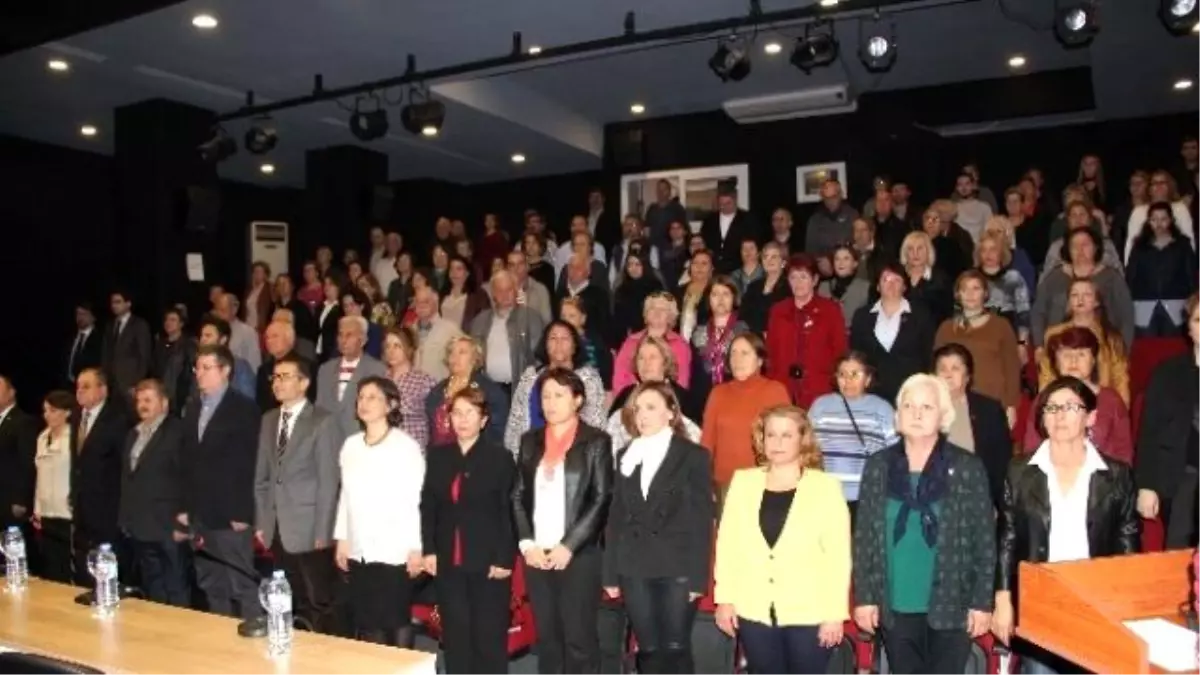 Kuşadası'nda Medeni Kanunun Kabulü ve Mahmut Esat Bozkurt Paneli