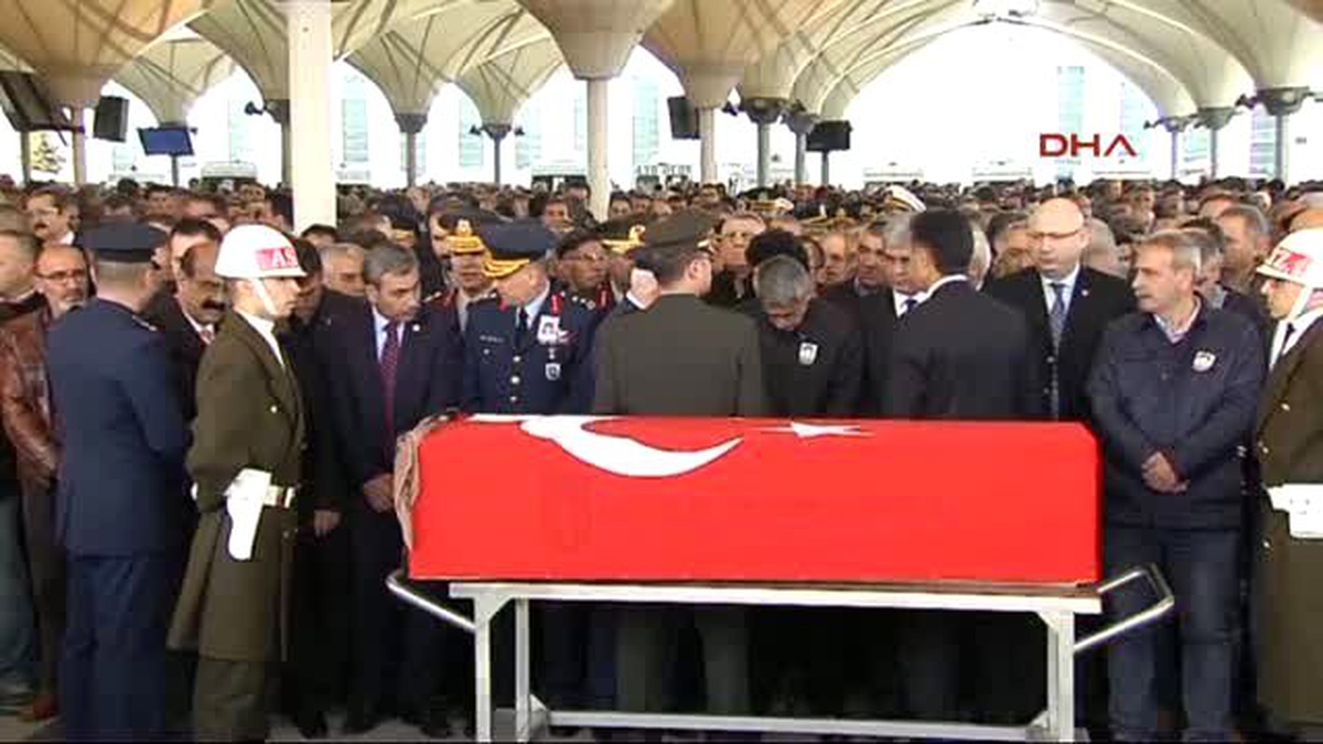 Saldırıda Hayatını Kaybeden Sivil Memur Yıldız Demirtaş Son Yolculuğuna Uğurlandı 1
