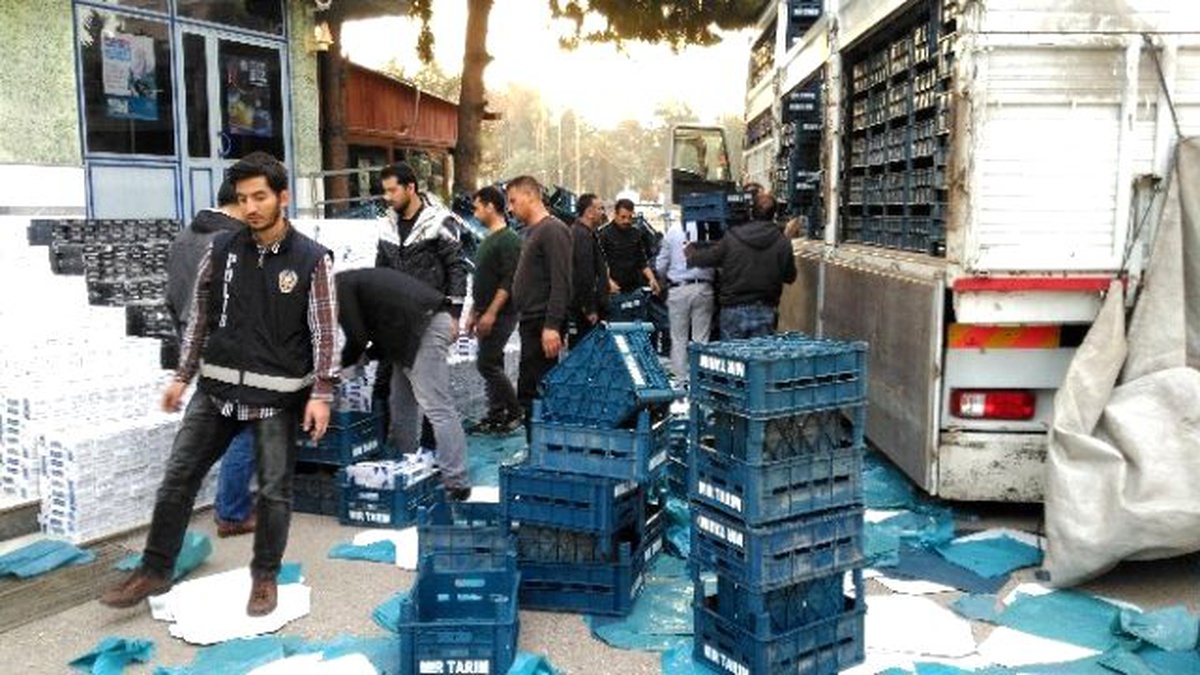 Sebze-meyve Kasalarından Kaçak Sigara Çıktı