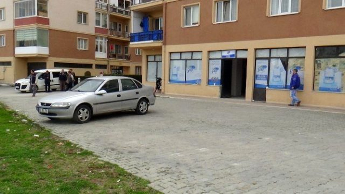 Yanlış Park Yüzünden Araştırılan Otomobil Çalıntı İhbarlı Çıktı