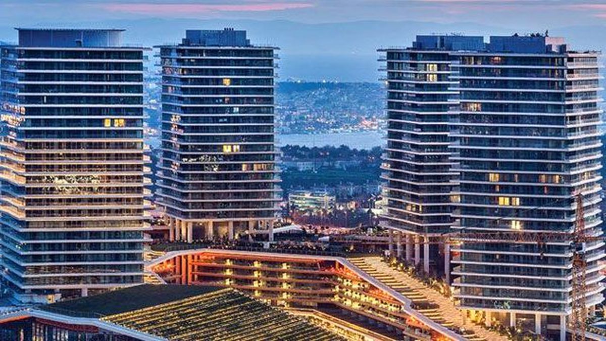 Zorlu Center'da Yangın Çıktı