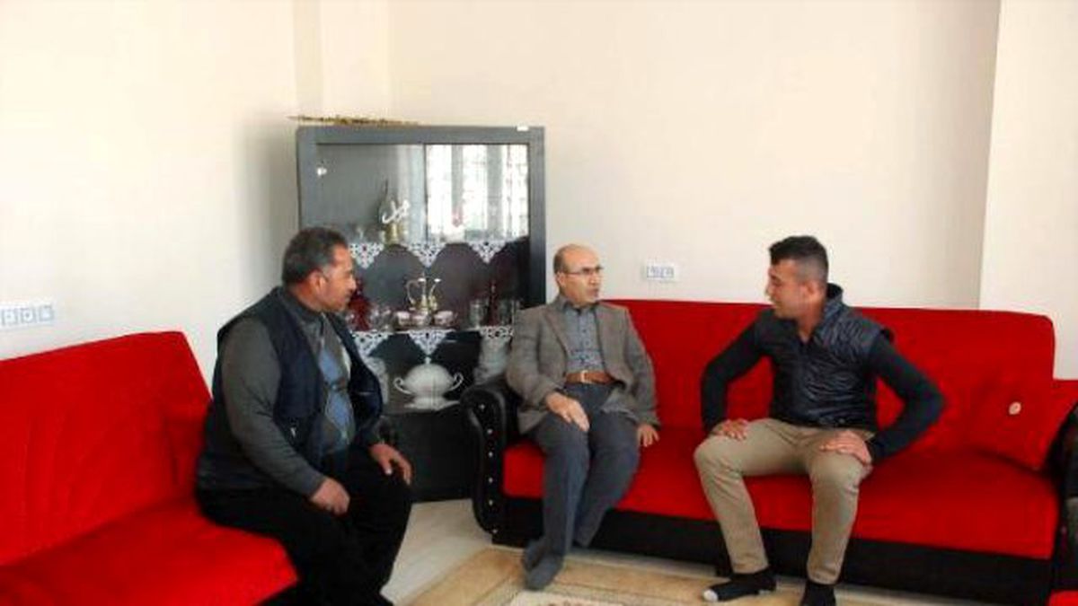 Adıyaman Valisi\'nden Ankara\'daki Saldırıda Yaralanan Er Uyanık\'a Ziyaret