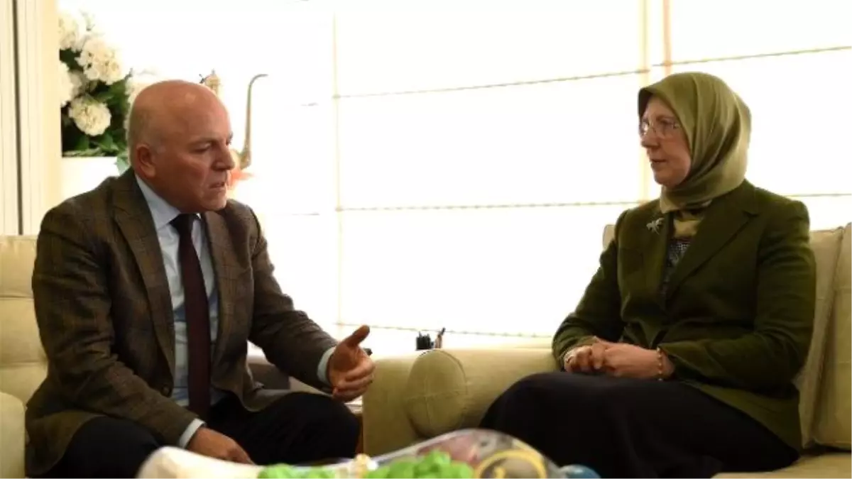 Bakan Ramazanoğlu, Başkan Sekmen\'i Ziyaret Etti