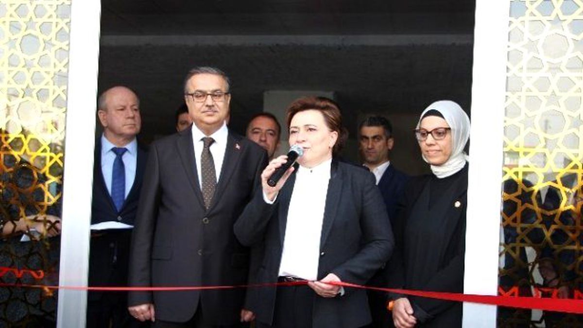 Bakan Sarı Silopi\'de
