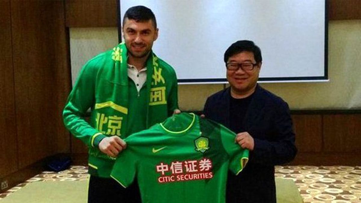 Burak Yılmaz Çin'e Aşçı Götürecek