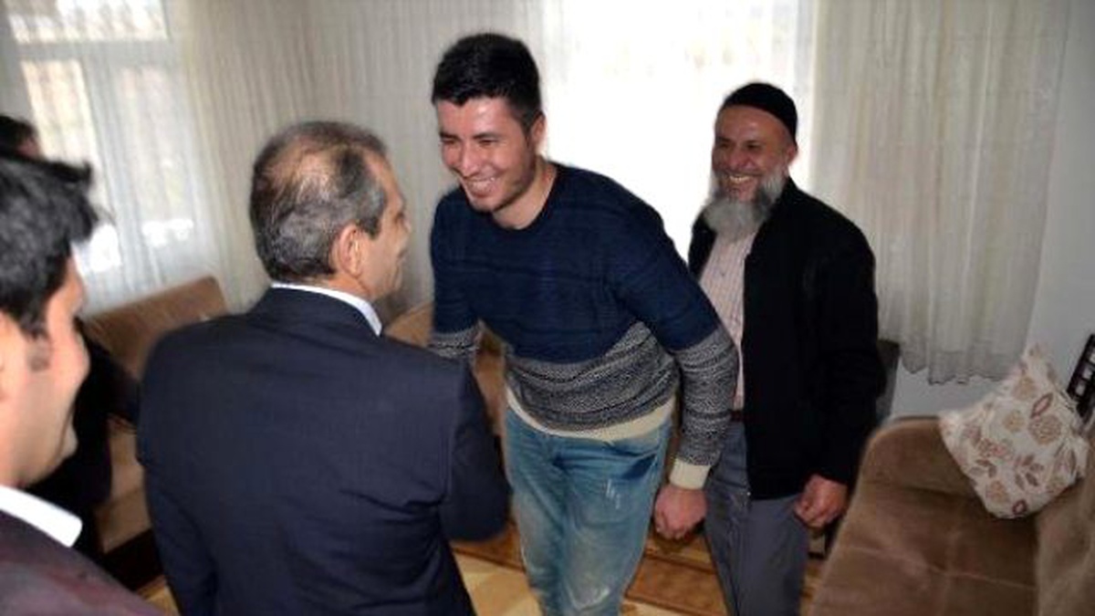 Cizre\'de Yaralanan Uzman Çavuş Sarı: Sabırsızlıkla Dönmeyi Bekliyorum