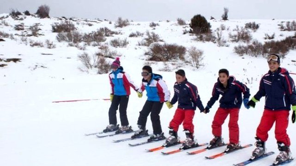 Denizli\'de 650 Öğrenciye Kayak Dersi