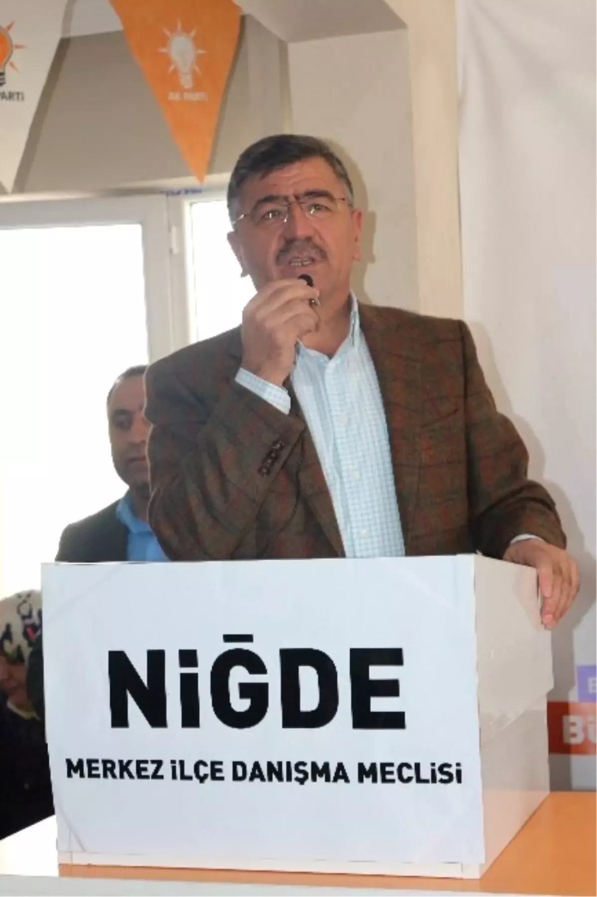 Niğde AK Parti İlçe Danışma Meclis Toplantısını Yaptı