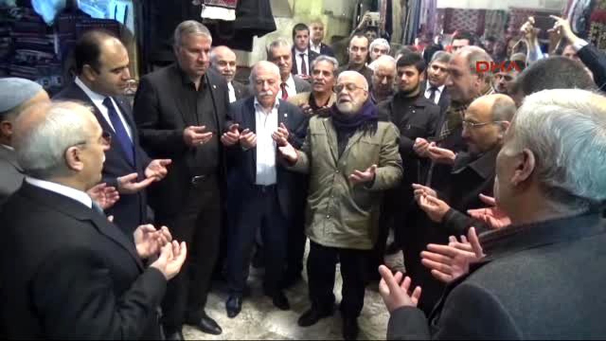 Şanlıurfa\'da Tarihi Handa Kesilen Ağaçların Yerine Fidan Dikildi