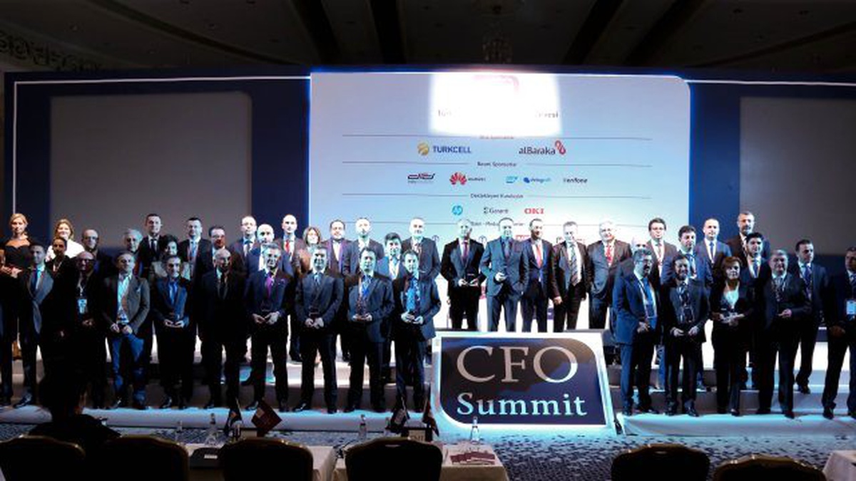 Türkiye\'nin En Etkin 50 CFO\'su ödüllerini aldı