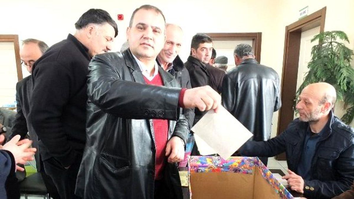 Afyon Muhtarlar Derneği Başkanı Koyun Güven Tazeledi