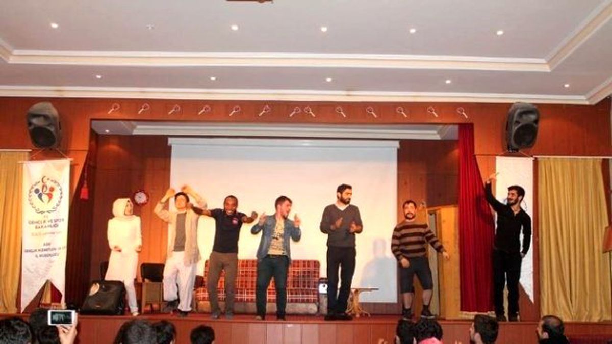 Ağrı\'da Gençler Arası Skeç Yarışması