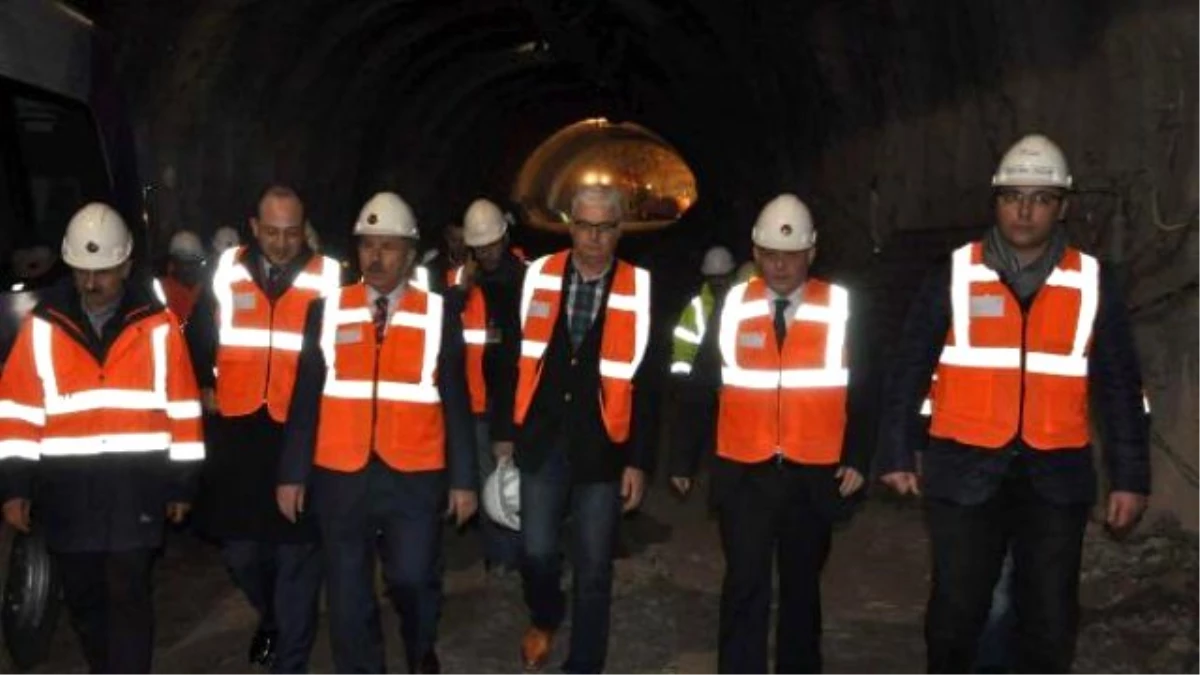 Ak Partili Özdağ: Sabuncubeli Tüneli 2017 Sonunda Açılacak
