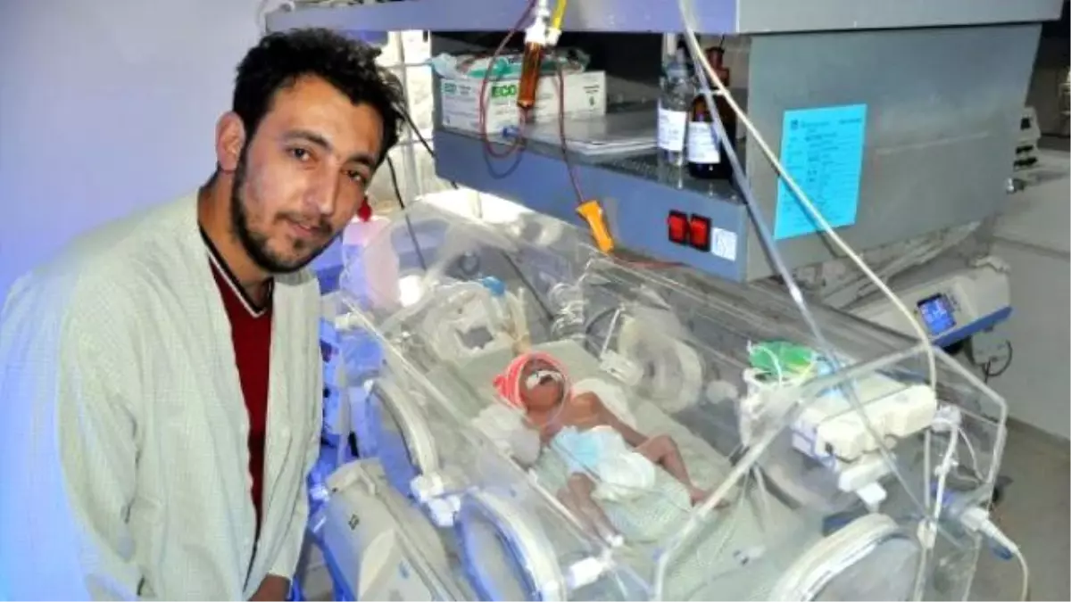 Dördüz Bebeklerini Beklerken İşsiz Kaldı