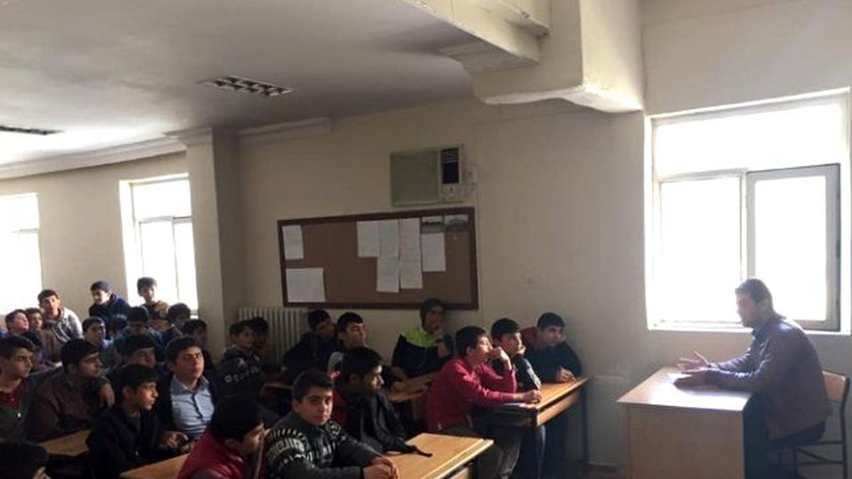 Okul Öğrencilerine Meslek Tanıtımı Yapıldı