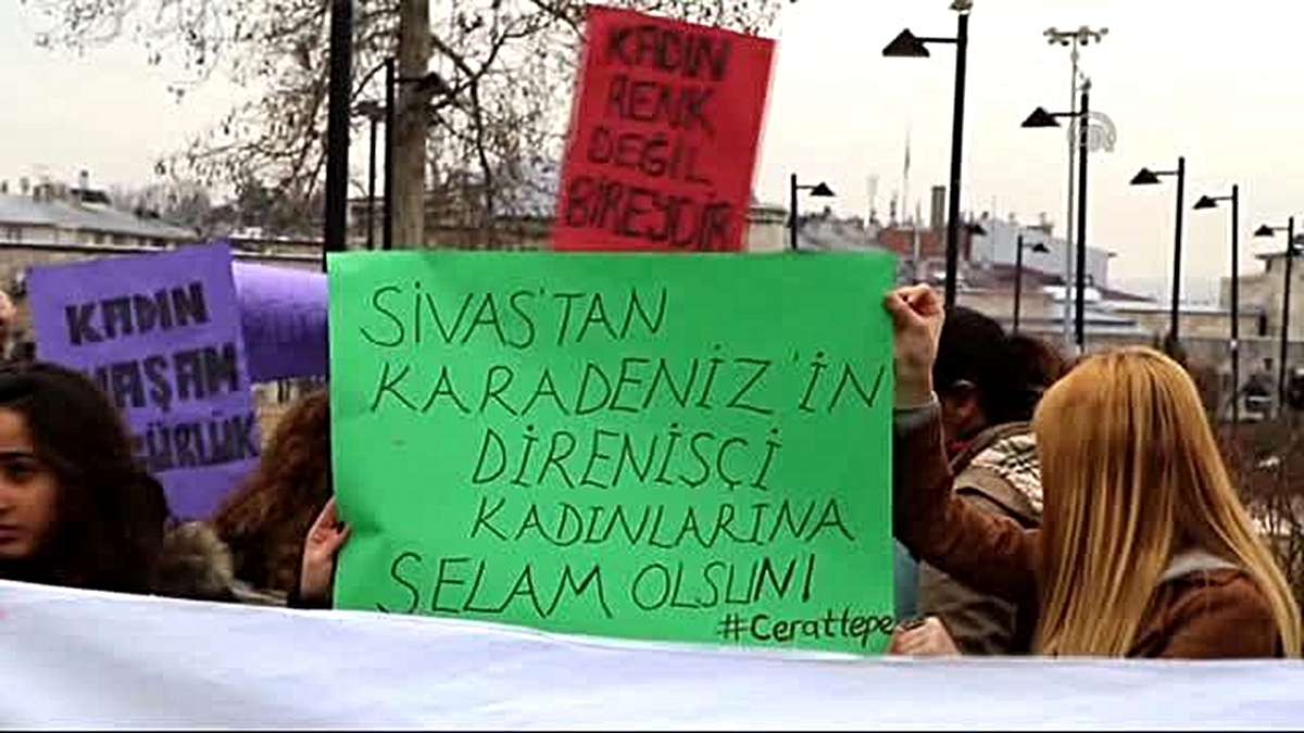 Pembe Taksi' Protestosu