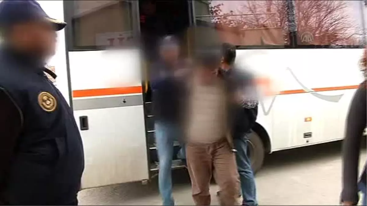 Terör Saldırısı - Gözaltına Alınan 21 Kişi Adliyeye Sevk Edildi (2)