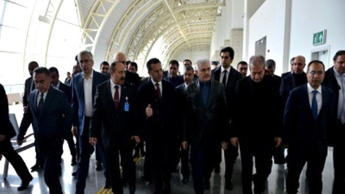 Bakan Çevre Yolunda İncelemelerde Bulundu