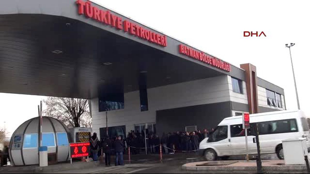 Batman\'da Tp Çalışanlarından İş Bırakma Eylemi
