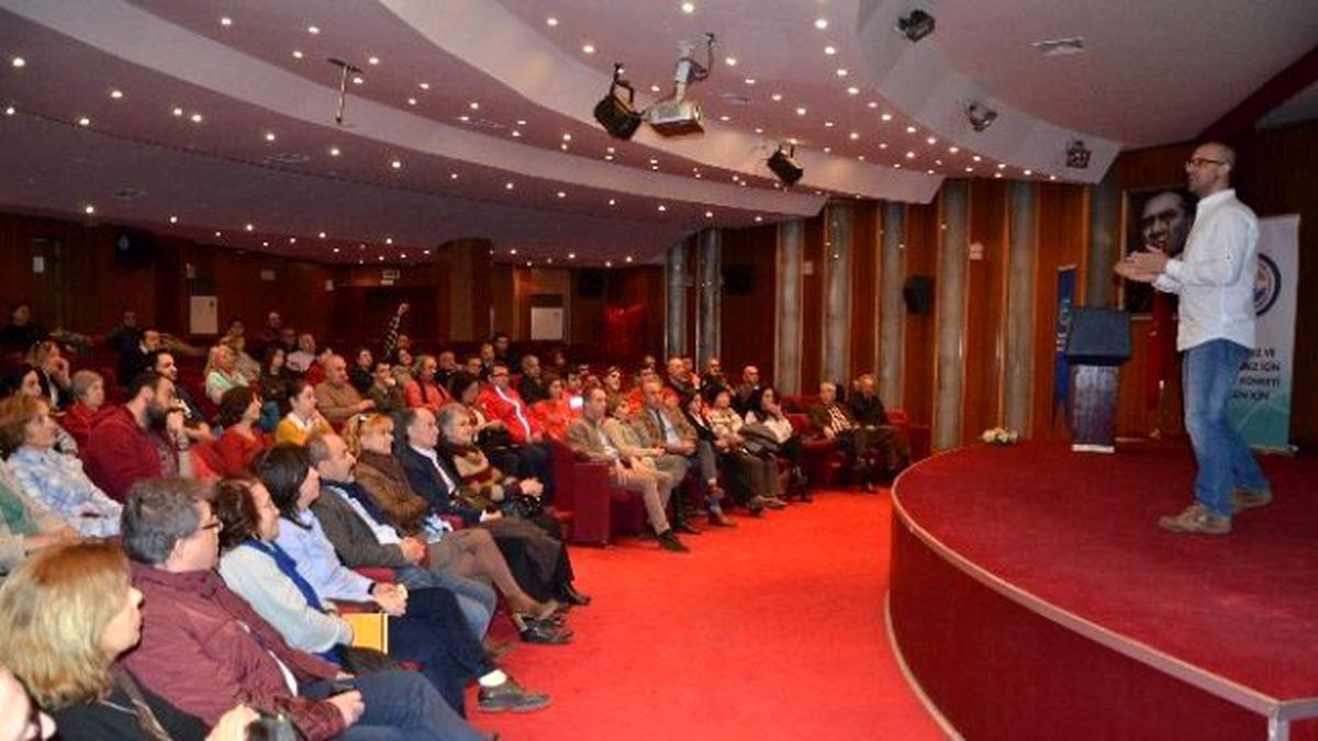 Eskişehir\'de Köpek Eğitimi Konferansı
