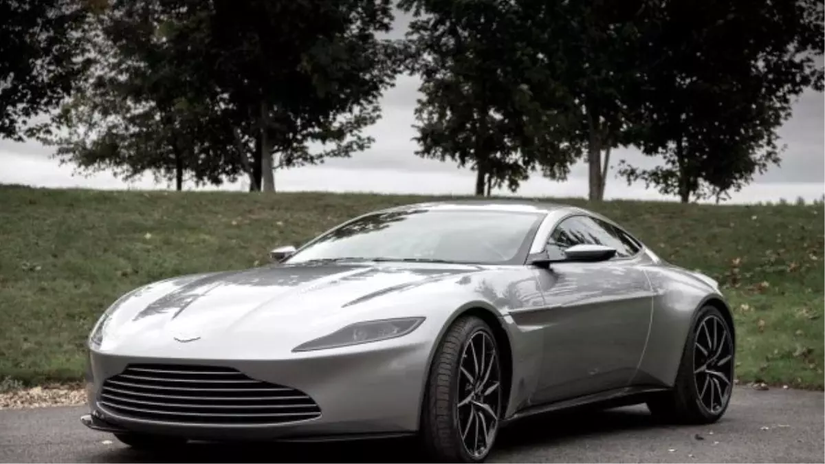 Sahibinden rekor fiyata alınan Aston Martin