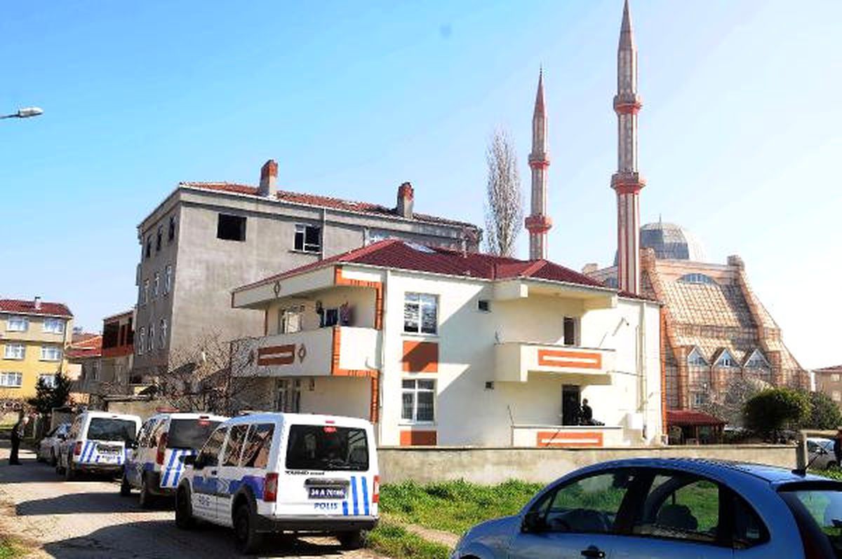 Karısını Öldürüp İntihar Etti (1)