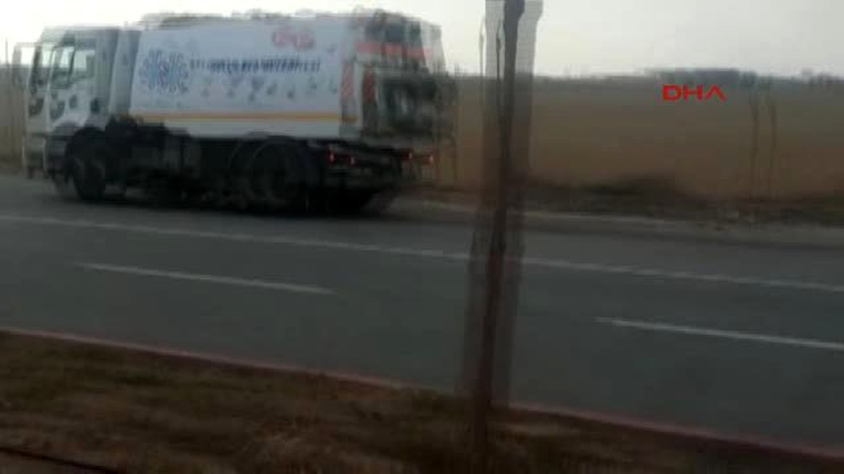 Konya Kasasındaki Mucuru Yola Döktü, 3 Kişi Ölümden Döndü