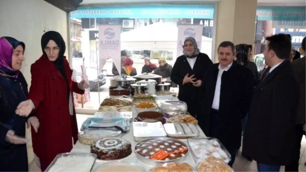 Öğrenciler Yararına Kermes