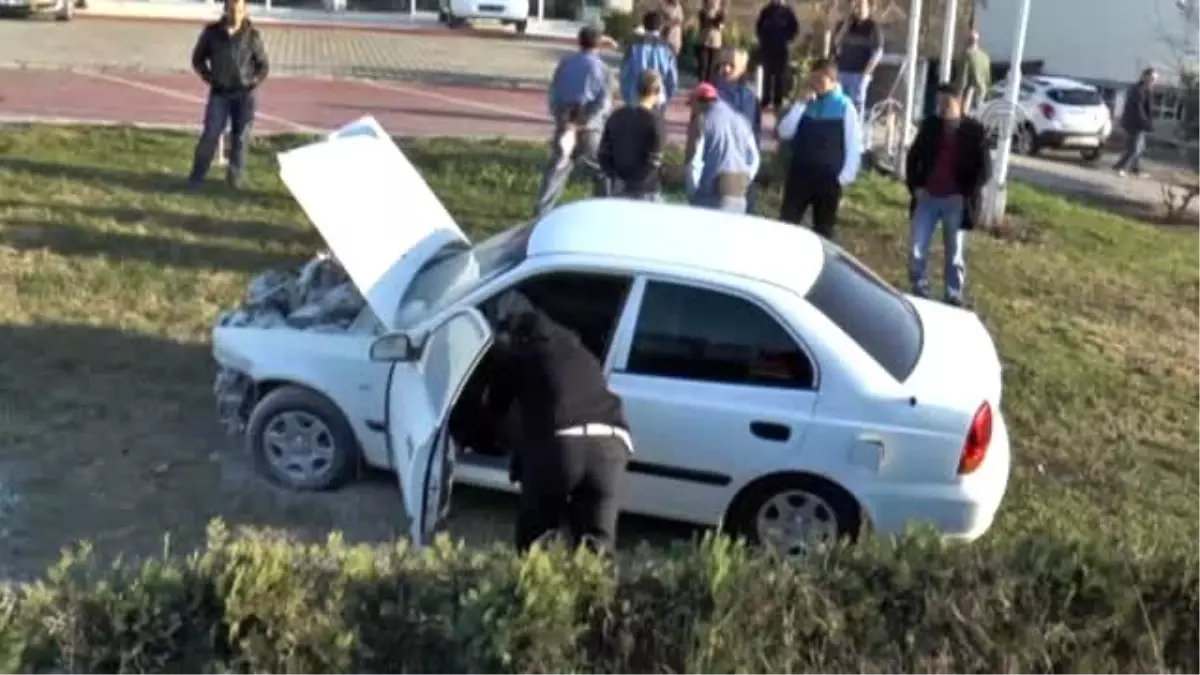 Polisin "Dur" İhtarına Uymayan Sürücü Kaza Yaptı